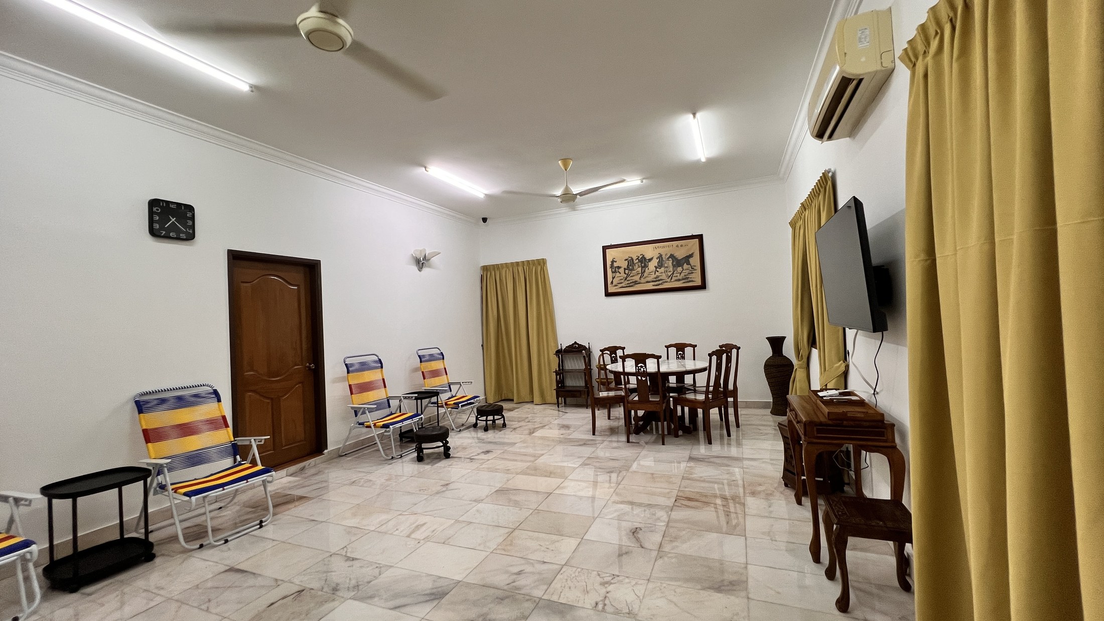 Living and dining room